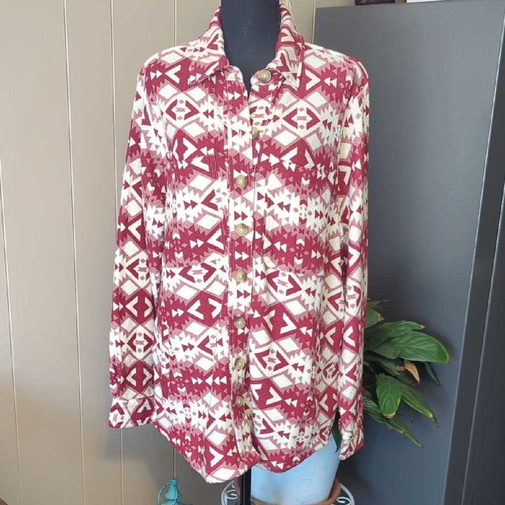 Men's Red and White Geometric Shirt